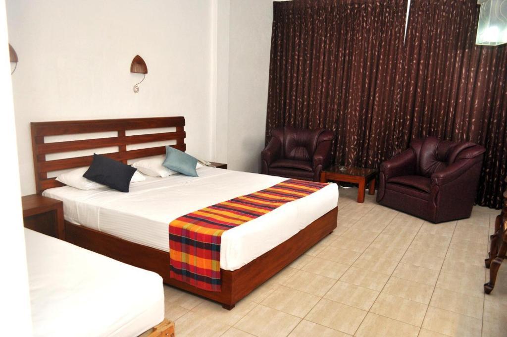 Lavendish Beach Resort Унаватуна Екстер'єр фото